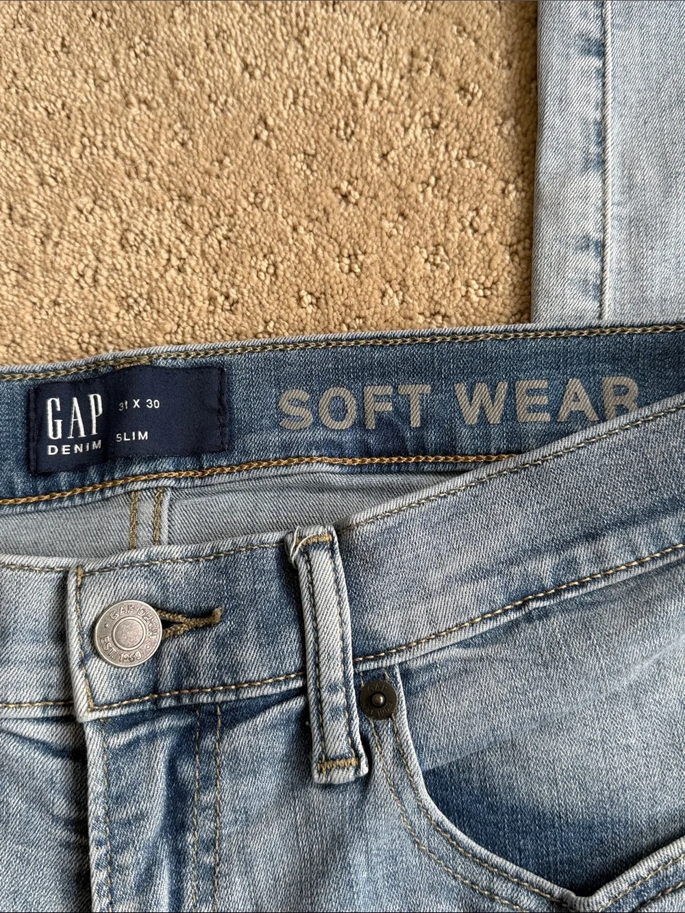 *EUC* Gap SoftWear Stretch Slim Fit Jeans, Light Wash Willie, Sz 31x30 Slim